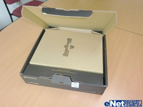 i5芯双显卡SSD硬盘 索尼Z118开箱报告