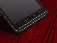 犹如晴天霹雳 HTC Thunderbolt怒降400元 