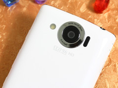 高通1GHz处理器 夏普SH8158U小降100元 