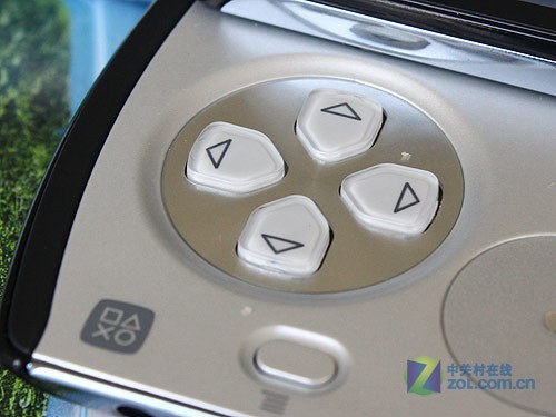 安卓游戏小当家索爱侧滑PSP手机Z1i评测(2)