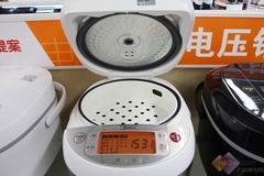 全能电饭煲仅售759元 美的FZ4015