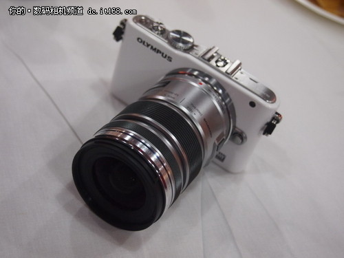 奥林巴斯发12 50mm F3 5 6 3镜头新品 手机新浪网