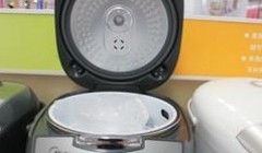 蜂窝瓷晶内胆 美的4升智能电饭煲