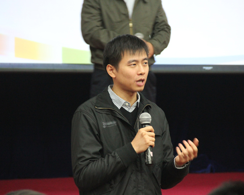 庄泗华回答现场听众的问题