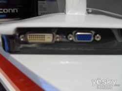 5000W：1对比度 AOC刀锋再降价e2043F报950