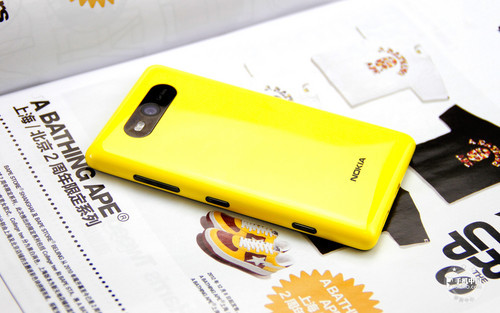 1.5GHz双核WP8强机 Lumia 820首发评测 