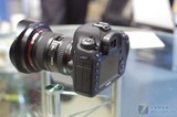 搭配红圈防抖变焦头 佳能全画幅5D3降价 
