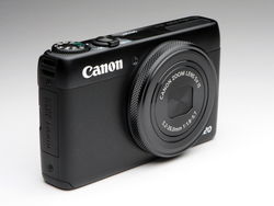 Lumia 1020对拼佳能PowerShot S120数码相机