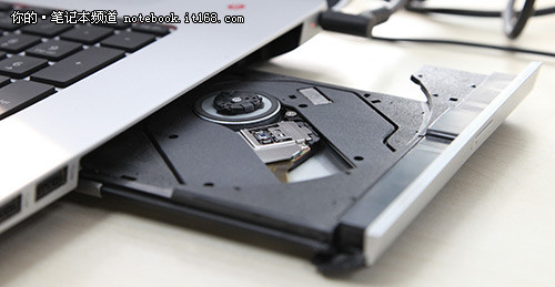 细节外观 HP ENVY 17 Leap Motion