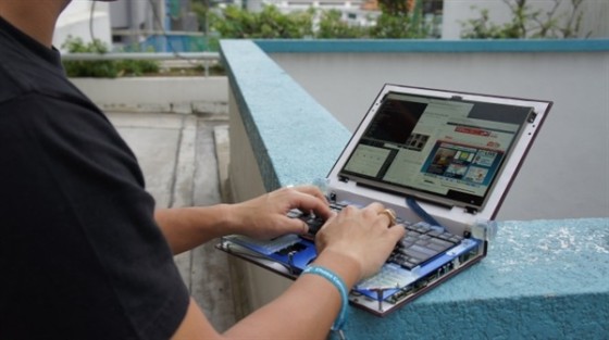 华人黑客设计出全球首款硬件开源笔记本