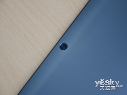 平板笔记本二合一 华硕T300变形本外观评测