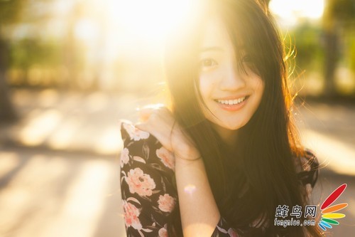 只拼技术如何不借助补光工具拍逆光人像 手机新浪网