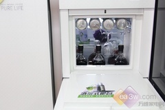 保湿无霜新突破 容声对开门冰箱闪耀登场 