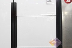 冰箱就要“大肚量” 海信新品对开门热卖上市 
