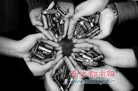 一粒纽扣电池可使600吨水受到污染