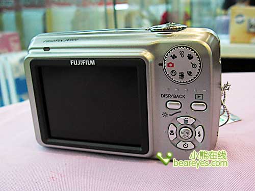 900万像素4倍变焦 富士a900现价仅1300