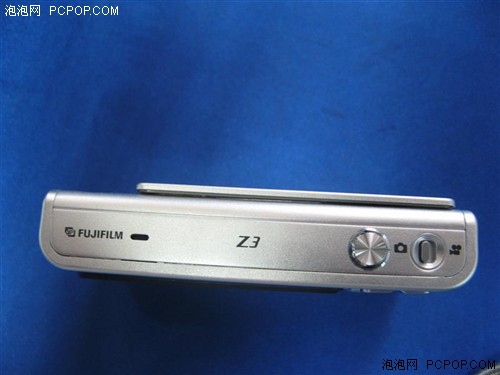 深圳富士z3降至1689元再送1g记忆卡