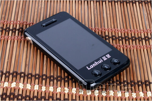 轻薄更便携蓝慧超薄28寸视频mp3评测