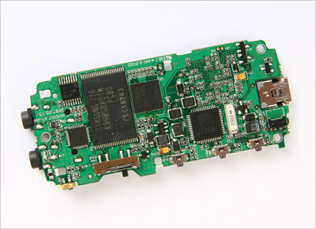 顶级mp3也照拆 iaudio 7内部详细窥探_数码_科技时代_新浪网