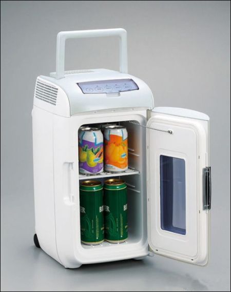 夏日好帮手!日本TWINBIRD两用便携小冰箱_手机新浪网