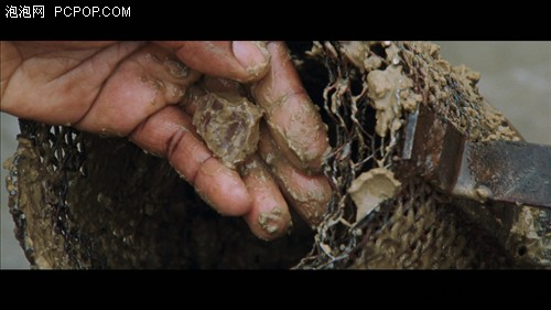 硬件 正文译名:血钻/血腥钻石/血钻石//滴血钻石 片名:blood diamond