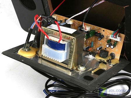 过耳难忘的低音三诺av2205音箱评测