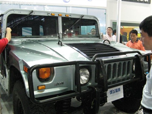 高交会多图展示彰显军威沈飞猎鹰