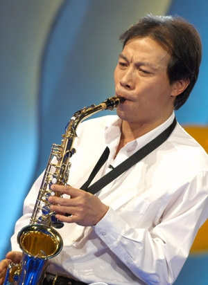 唐骏也要进军娱乐圈(新浪科技配图)