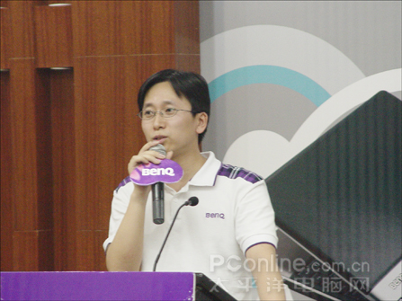 明基笔记本事业部产品经理陆青峰先生以及明基济南办事处销售专员