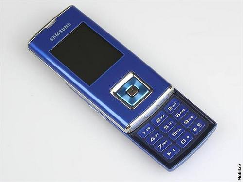 图为三星sgh-j600手机滑盖后图为三星sgh-j600手机滑盖后