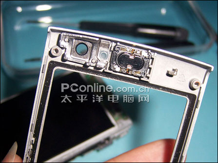 美女解开机皇的绝密诺基亚n95详尽网友拆解