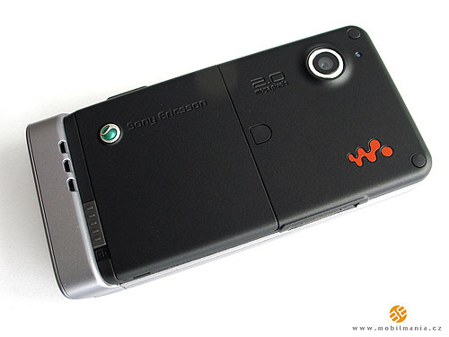 白送m2读卡器 索爱音乐滑盖机w910i图赏(7)