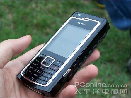 热机推荐:全黑诺基亚5300到 索爱p990仅2k1