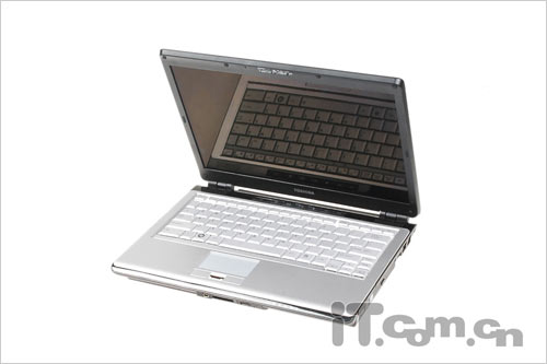 炫彩商务"轻"城智选 东芝m600解析