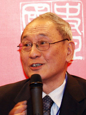 预告:侯自强,高旭东17时做客新浪聊3g发牌