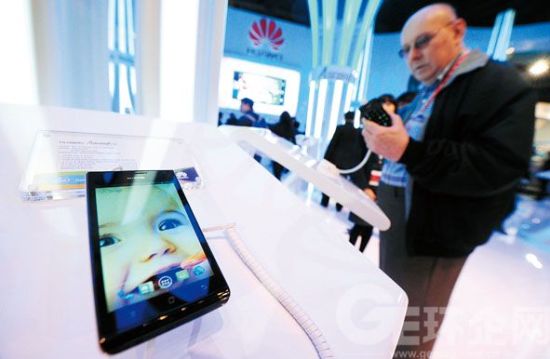 曾被视为鸡肋的手机终端业务如今却成为华为快跑明星