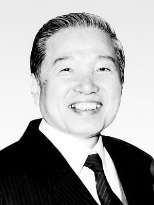 杨泰芳