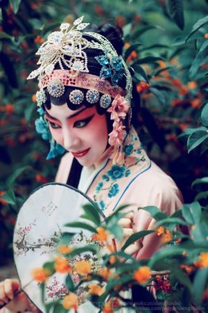 点击图片进入第一页