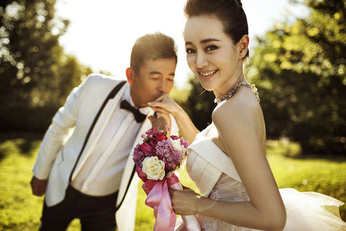王志飞与妻子