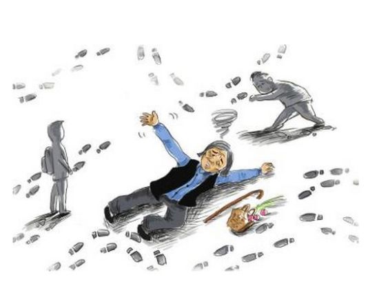 八旬老太称被小学生撞伤索赔7.9万 