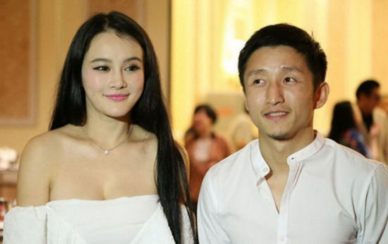 邹市明和妻子冉莹颖