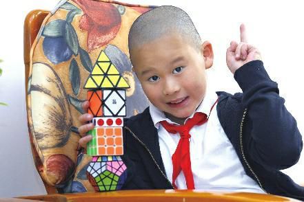 8岁男孩智商146 