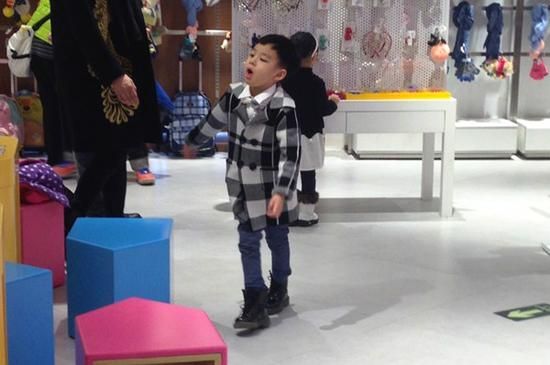 曹颖儿子王梓涵