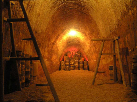 图3：景德镇镇窑(清)