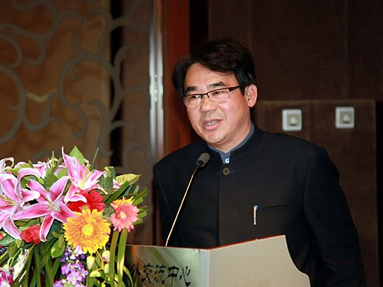 明华园剧团总团团长陈胜福(图片来源：新浪财经 梁斌 摄)