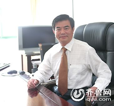 徐恭藻 青岛利群集团股份有限公司董事长 总裁