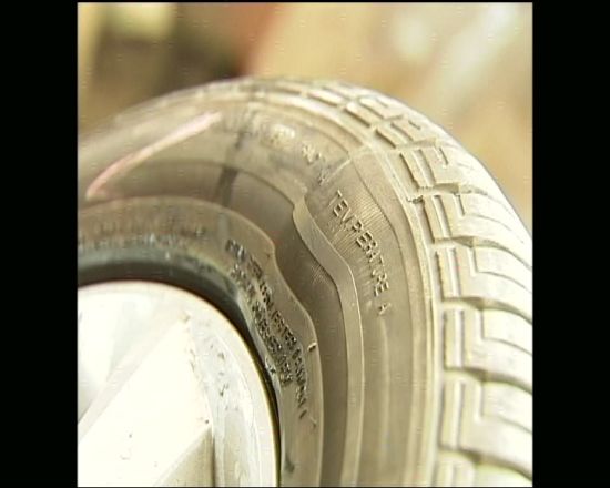 锦湖问题轮胎(央视截图)