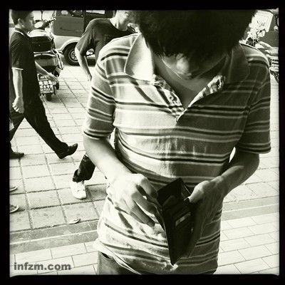 对于工厂来说，技校生与普通工人最大的区别就是更加廉价。