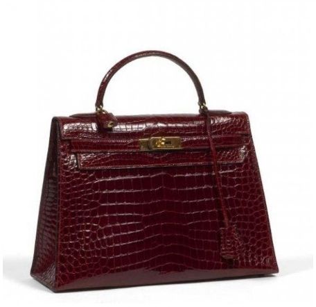 图为爱马仕红色鳄鱼皮Kelly手袋