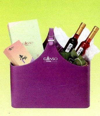 标价1088元一盒的“元祖尊贵龙粽”。资料图片